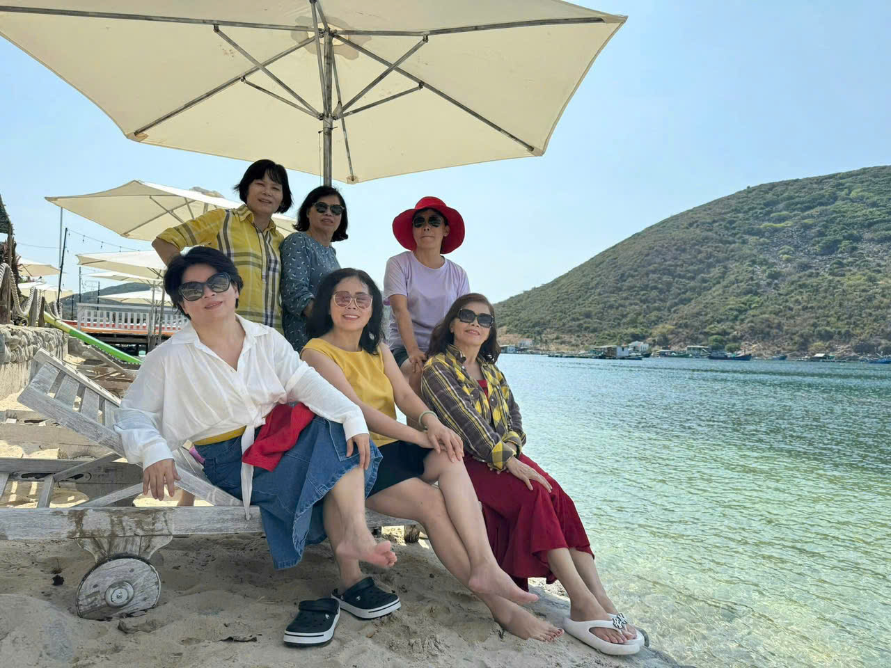 Tour  Nha Phu ( Đảo Khỉ - Suối Hoa Lan )